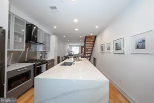 2228 Sears St, Philadelphia, PA 19146 - Photo 10