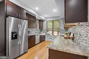1908 Poplar St, Philadelphia, PA 19130 - Photo 8