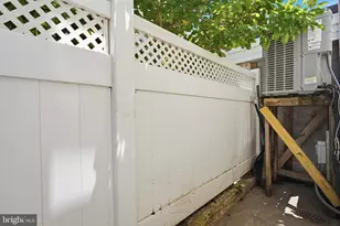 2645 Tilton St, Philadelphia, PA 19125 - Photo 24