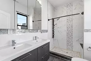 2100 Cross St, Philadelphia, PA 19146 - Photo 16