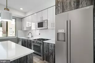 2348 Mountain St, Philadelphia, PA 19145 - Photo 30