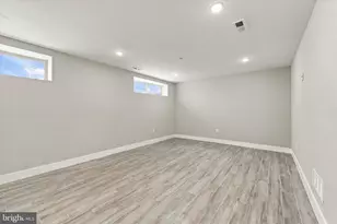 2348 Mountain St, Philadelphia, PA 19145 - Photo 24