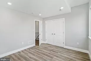 2348 Mountain St, Philadelphia, PA 19145 - Photo 10