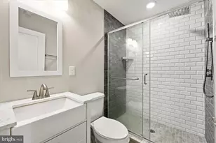 2348 Mountain St, Philadelphia, PA 19145 - Photo 12