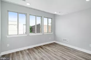 2348 Mountain St, Philadelphia, PA 19145 - Photo 12