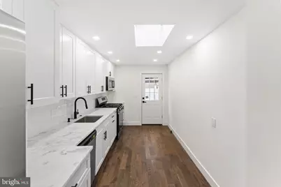 1307 N Randolph Street, Philadelphia, PA 19122 - Photo 8