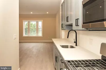 223 S 44th Street #3F, Philadelphia, PA 19104 - Photo 8