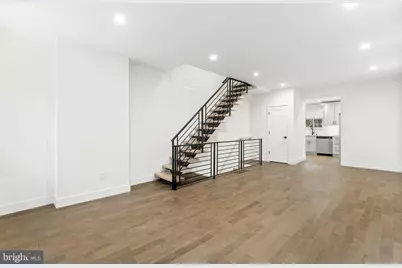 2165 E Firth Street, Philadelphia, PA 19125 - Photo 2