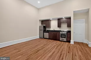 2008 Spruce St, Philadelphia, PA 19103 - Photo 4