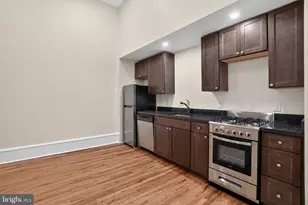 2008 Spruce St, Philadelphia, PA 19103 - Photo 6
