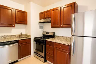 210 Locust St, Philadelphia, PA 19106 - Photo 4