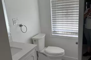 2563 N 17th St, Philadelphia, PA 19132 - Photo 4