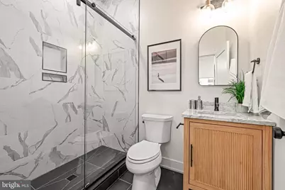 2303 Delancey Place #2F, Philadelphia, PA 19103 - Photo 4
