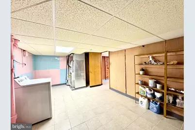 9219 Outlook Avenue, Philadelphia, PA 19114 - Photo 40