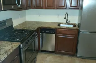 525 Fitzwater St, Philadelphia, PA 19147 - Photo 1