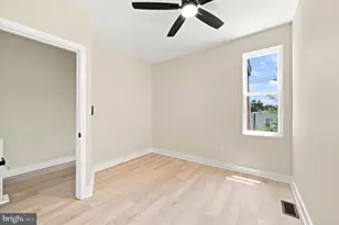 6151 Algard St, Philadelphia, PA 19135 - Photo 16