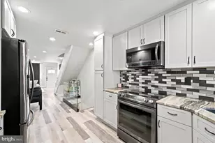 2952 S Sydenham, Philadelphia, PA 19145 - Photo 8