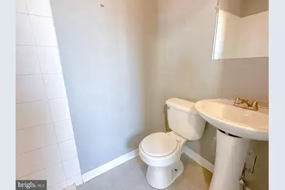 1822 N Van Pelt St, Philadelphia, PA 19121 - Photo 16