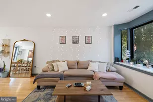 830 Lombard St, Philadelphia, PA 19147 - Photo 4