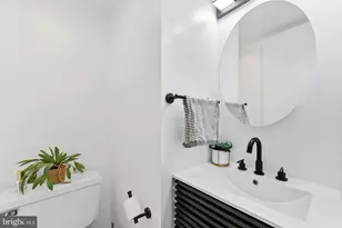 830 Lombard St, Philadelphia, PA 19147 - Photo 26