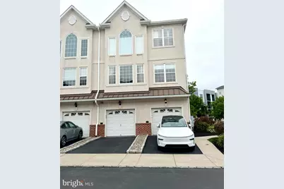 3202 Davinci Drive, Philadelphia, PA 19145 - Photo 1