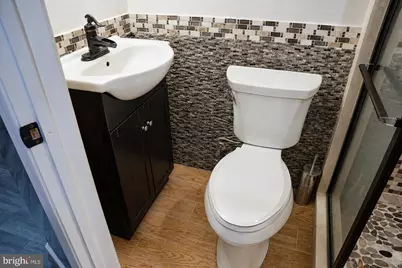 1729 Stocker Street, Philadelphia, PA 19145 - Photo 20