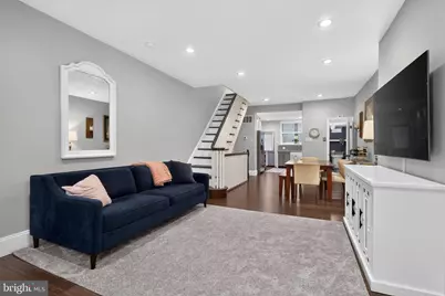 2319 S Warnock Street, Philadelphia, PA 19148 - Photo 6