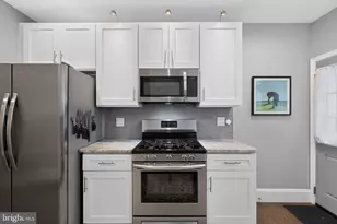 2319 S Warnock St, Philadelphia, PA 19148 - Photo 18