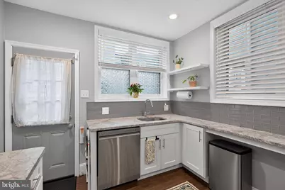 2319 S Warnock Street, Philadelphia, PA 19148 - Photo 20