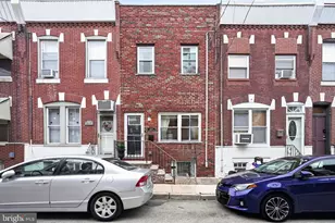 2319 S Warnock St, Philadelphia, PA 19148 - Photo 2
