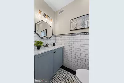 2203 Christian Street, Philadelphia, PA 19146 - Photo 14