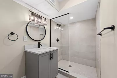 2203 Christian Street, Philadelphia, PA 19146 - Photo 32