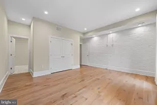 2203 Christian St, Philadelphia, PA 19146 - Photo 26