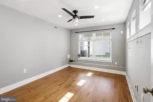 1821 Carpenter St, Philadelphia, PA 19146 - Photo 12
