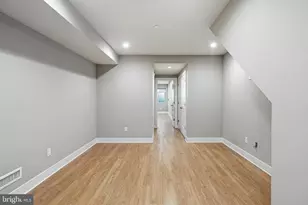 1821 Carpenter St, Philadelphia, PA 19146 - Photo 14