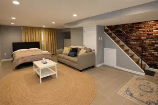 8018 Chelwynde Ave, Philadelphia, PA 19153 - Photo 4