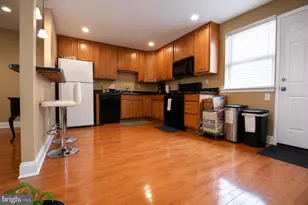 8018 Chelwynde Ave, Philadelphia, PA 19153 - Photo 10