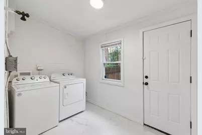 647 S 55th Street, Philadelphia, PA 19143 - Photo 12