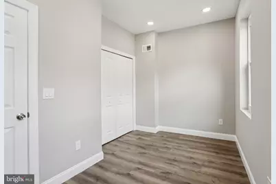 2225 N Waterloo Street, Philadelphia, PA 19133 - Photo 16