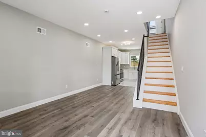 2225 N Waterloo Street, Philadelphia, PA 19133 - Photo 4