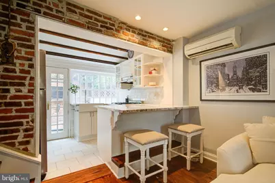 229 S Jessup Street, Philadelphia, PA 19107 - Photo 2
