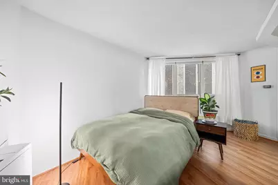 224 W Rittenhouse Square #1002, Philadelphia, PA 19103 - Photo 8