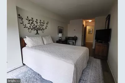 241 S 6th Street #1202B, Philadelphia, PA 19106 - Photo 12