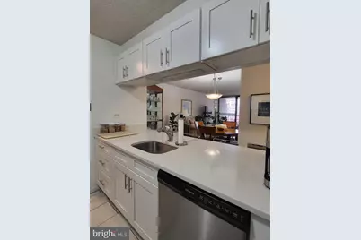 241 S 6th Street #1202B, Philadelphia, PA 19106 - Photo 10