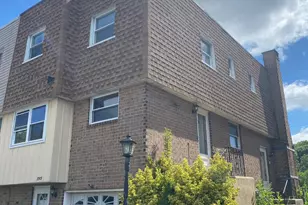 8909 Lewin Pl, Philadelphia, PA 19136 - Photo 1