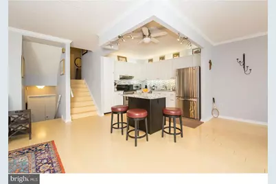 2301 Cherry Street #3C, Philadelphia, PA 19103 - Photo 2
