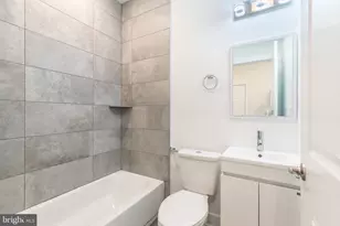 1423 N 8th St, Philadelphia, PA 19122 - Photo 10