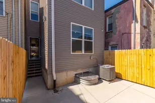 1423 N 8th St, Philadelphia, PA 19122 - Photo 30