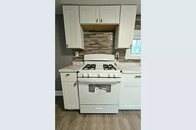 2411 N Lawrence Street, Philadelphia, PA 19133 - Photo 10