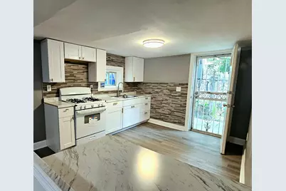 2411 N Lawrence Street, Philadelphia, PA 19133 - Photo 10